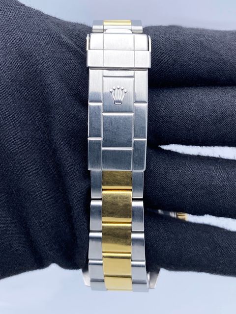 Rolex Submariner 16613 Image 6